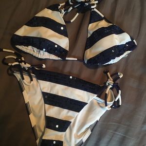 Victoria’s Secret Bikini Large Top, Small Bottom